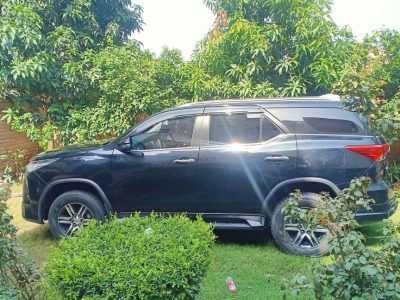 Rent a Toyota Fortuner 2020 Lahore