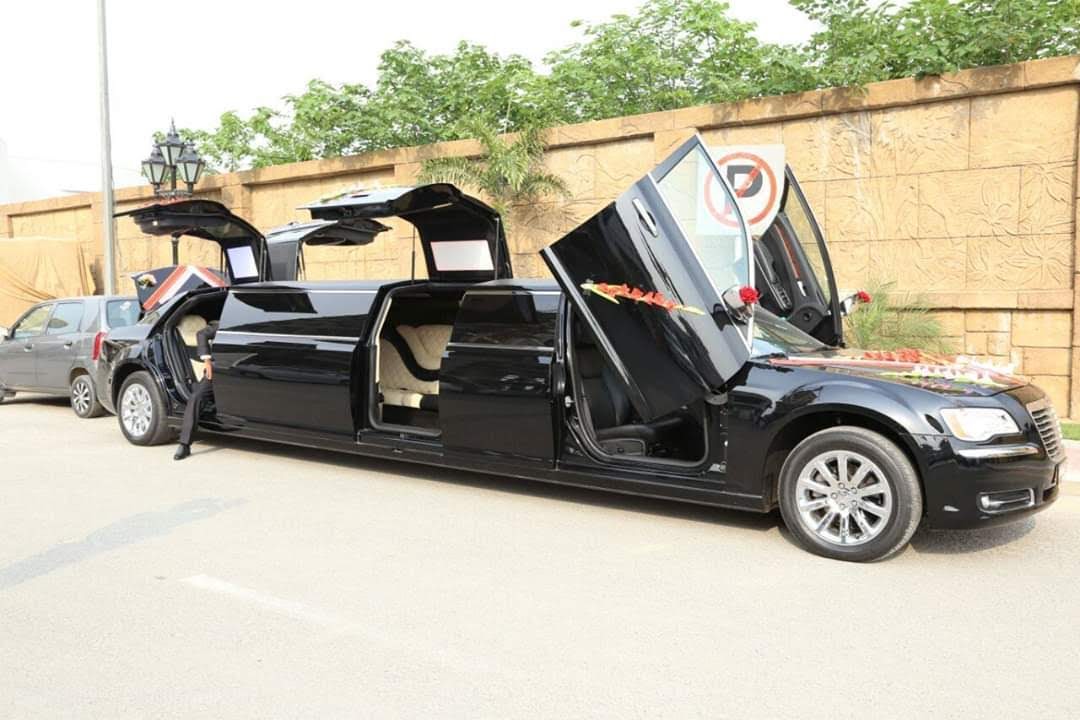 Rent a Limousine in Lahore