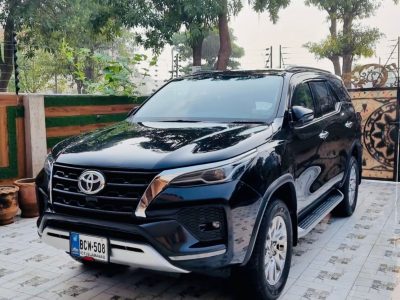 Rent a Toyota Fortuner 2024 Lahore