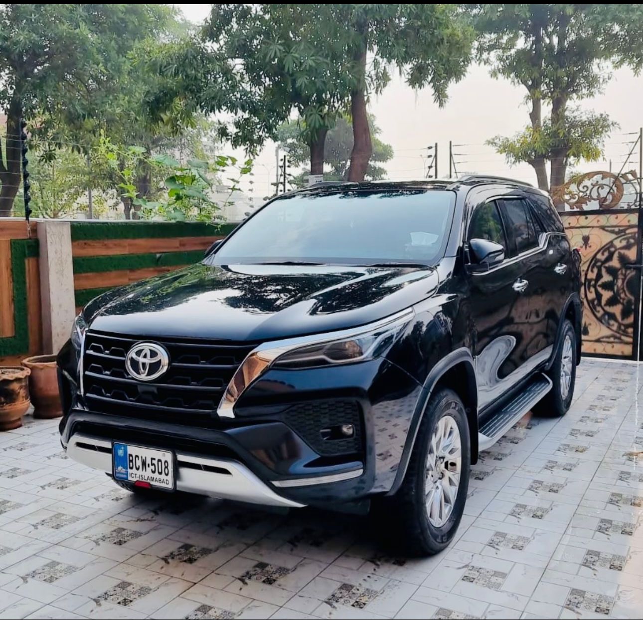 Rent a Toyota Fortuner 2024 Lahore